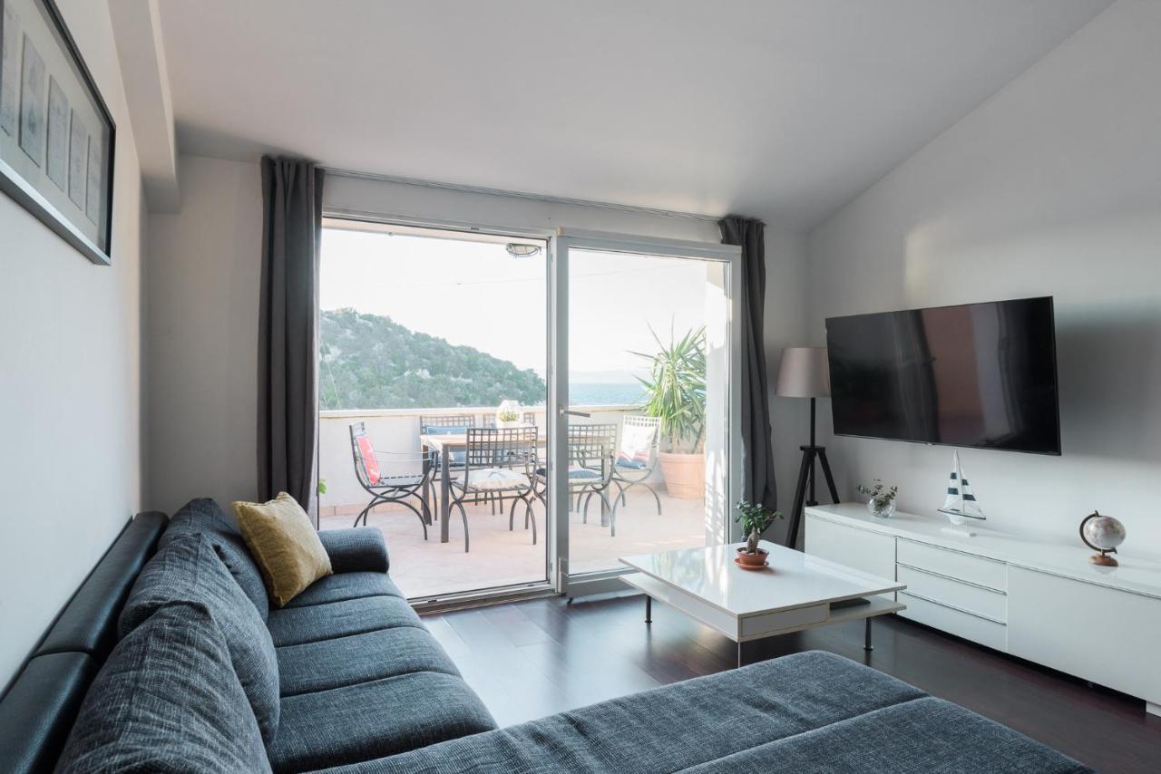 Accommodation Triton Lastovo Bagian luar foto